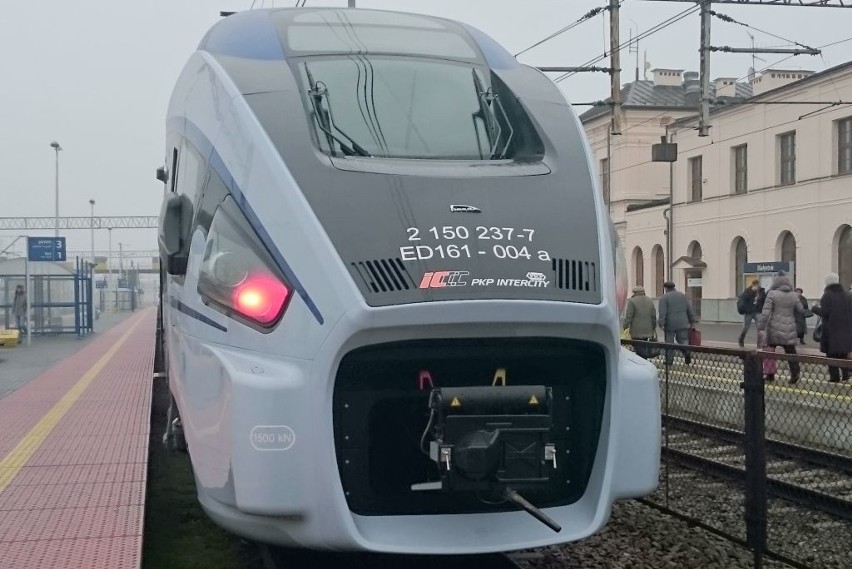 Pociąg Pesa DART przyjechał na dworzec PKP Białystok