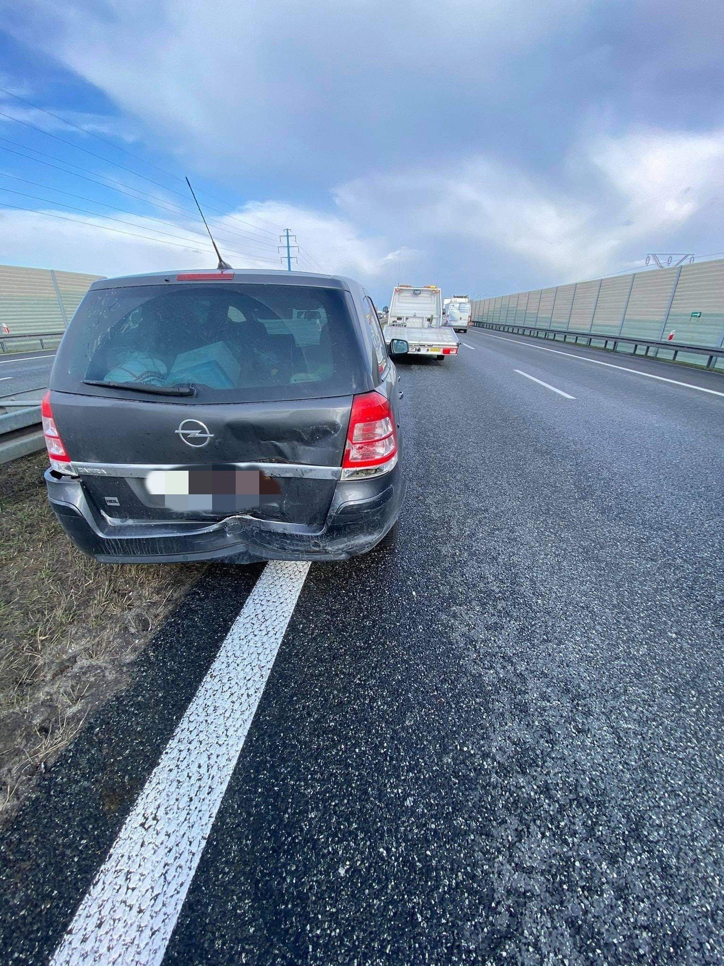 Wypadek za wypadkiem na A4. Seria zdarzeń na autostradowej