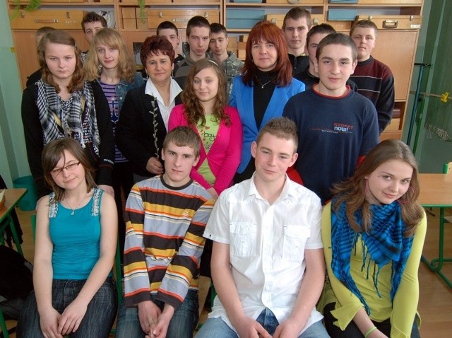 To nie cała klasa 3 C. Część uczniów pojechała do Sandomierza, na dni otwarte II Liceum Ogólnokształcącego.