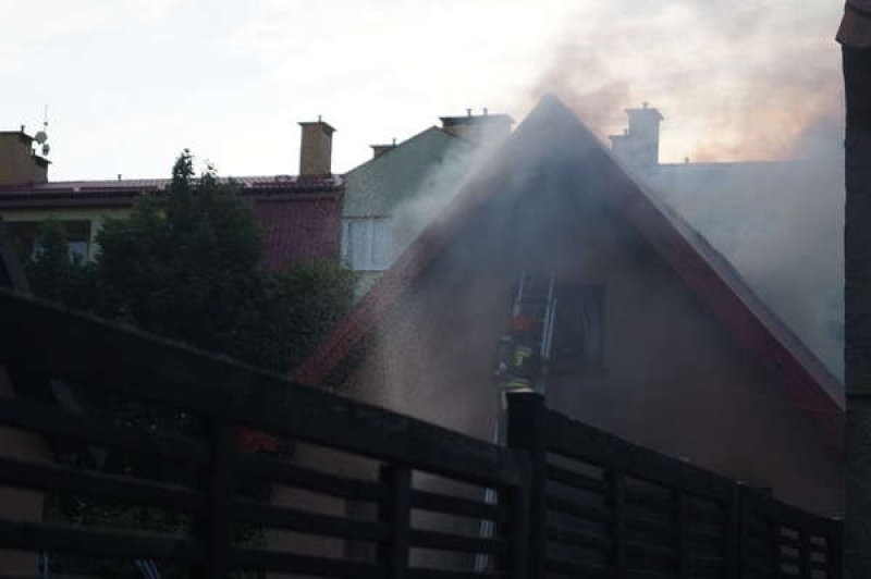 Ul. Słowackiego: Pożar garażu (zdjęcia)