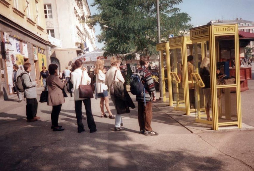 Kraków w latach 90. Niby niedawno, a inny świat [ZDJĘCIA] [4.12.2020]