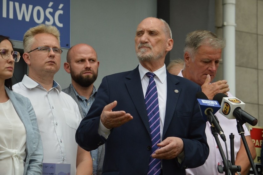 Antoni Macierewicz o elektrowni atomowej w Bełchatowie i...