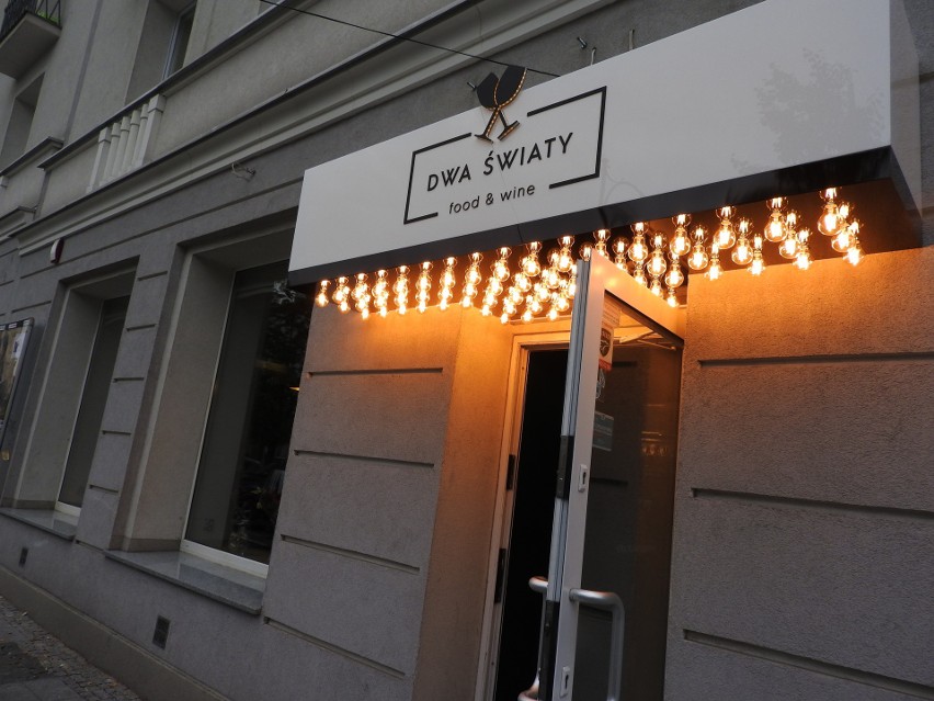 Restauracja Dwa Światy food & wine w Białymstoku otwarta....