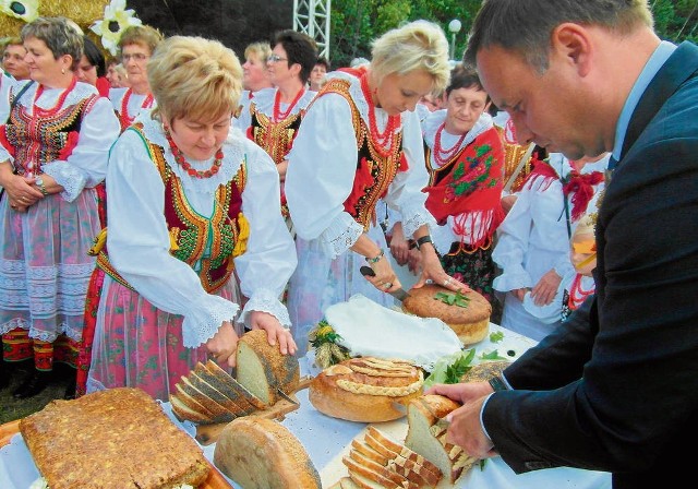 Dożynki w Wolbromiu – przepustka do honorowego obywatelstwa?