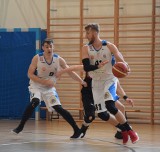 II liga koszykarzy: AZS UJK wygrywa na Mazowszu i jest w Play-Off