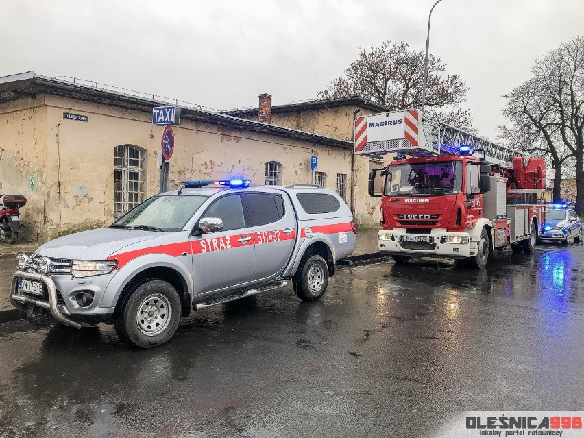 Pożar na terenie dworca PKP. Mężczyzna poszkodowany 