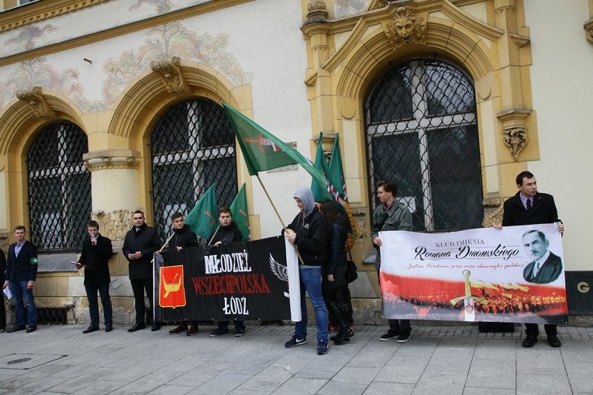 Protest Młodzieży Wszechpolskiej pod siedzibą PIS [zdjęcia]