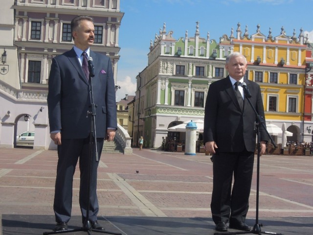 Jarosław Kaczyński i prof. Waldemar Paruch w Zamościu