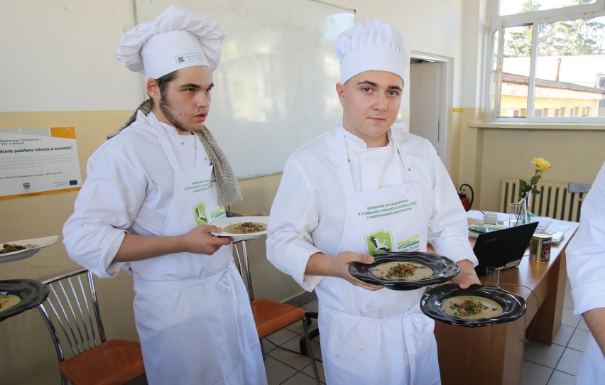 Uczniowie z całego województwa rywalizowali w konkursie kulinarnym w Zespole Szkół Przemysłu Spożywczego w Kielcach