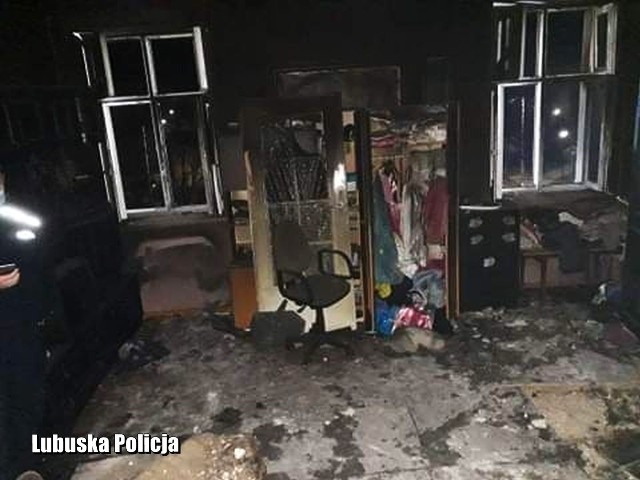 Wschowscy policjanci ustalili i zatrzymali sprawcę podpalenia jednego z mieszkań komunalnych we Wschowie