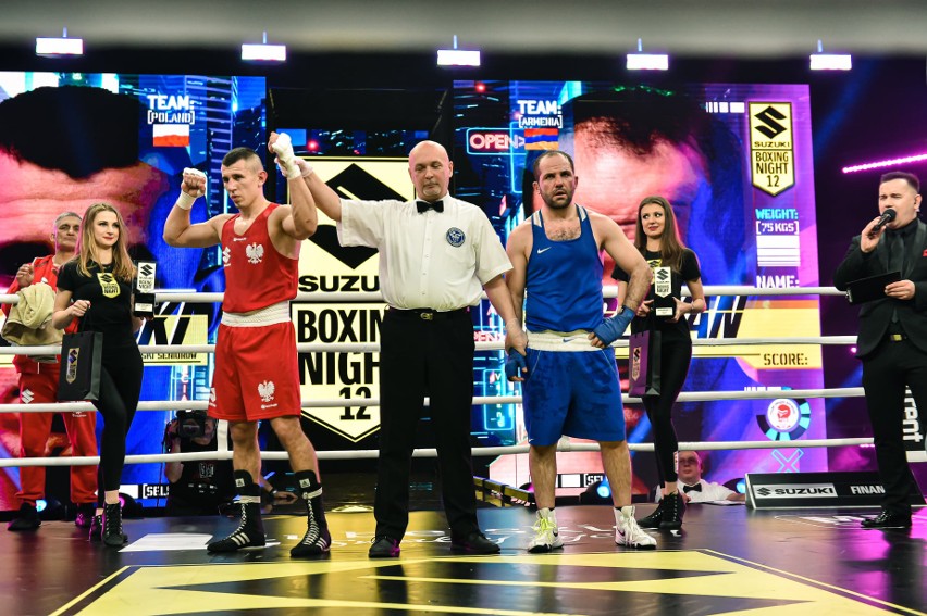Daniel Adamiec wygrał zawodową walkę na gali Suzuki Boxing Night 12 w Słupsku. Zwyciężył też Bartosz Gołębiewski. Zobacz zdjęcia