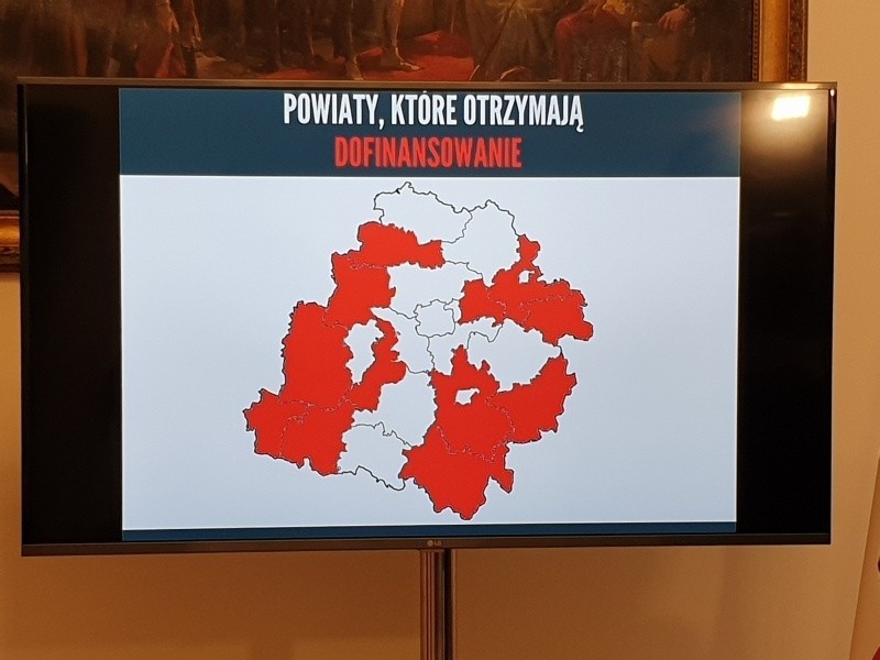 Remonty dróg powiatowych i gminnych w Łódzkiem za ponad 240 mln zł