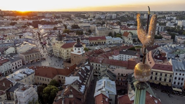 Podobnie jak przed czterema laty, w wyborach do rad dzielnic do wzięcia jest 435 mandatów