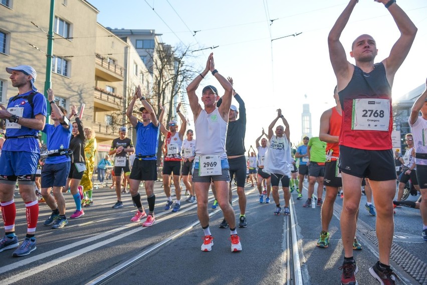 14.10.2018 poznan lg 19 pko poznan maraton mtp start. glos...