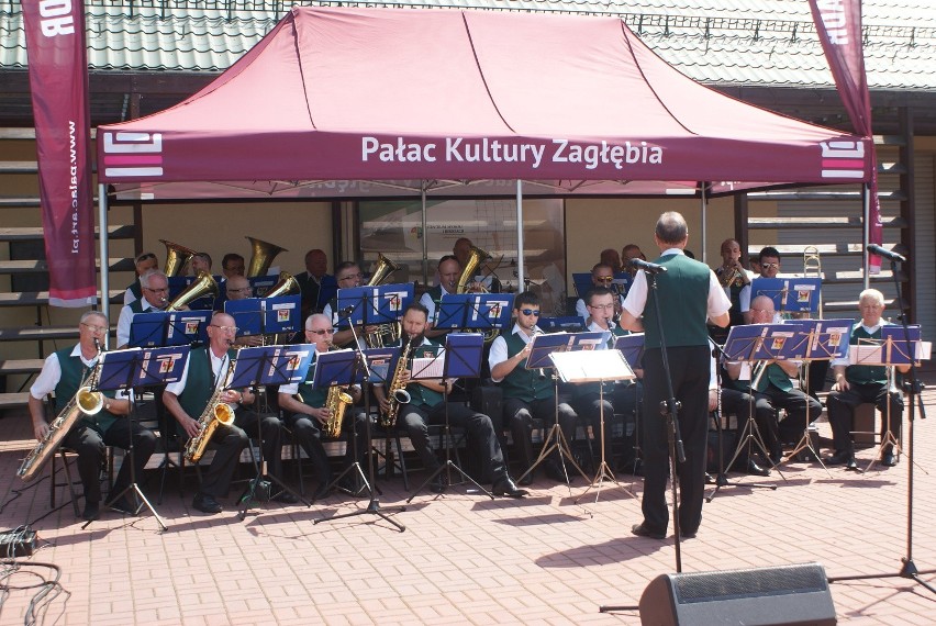 Goście z Włoch i Czech bawią się w Centrum Sportów Letnich...