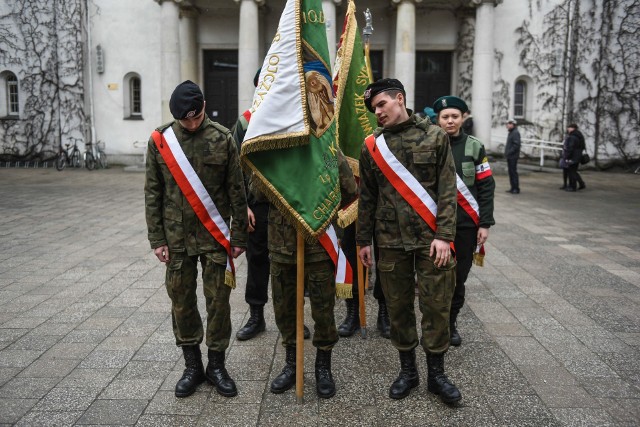 Poznań: Uczcili ofiary zsyłki i zbrodni katyńskiej