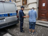 Tymczasowy areszt dla złodzieja z Czech. Próbował okraść dom w Kaczycach [ZDJĘCIA]
