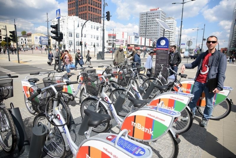 Pierwsze rowery miejskie stoją już przed Centralem