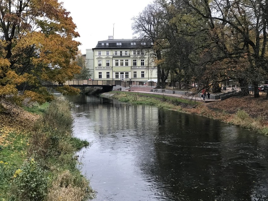 Postępują prace na bulwarach nad Słupią. Rewitalizacja...