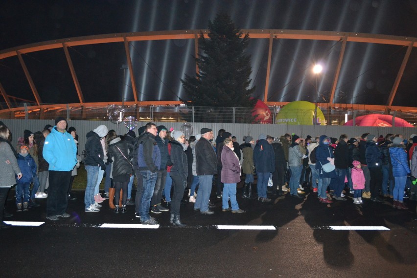 Sylwestrowa Moc Przebojów. Na Stadion Śląski przybyły się bawić tłumy mieszkańców regionu