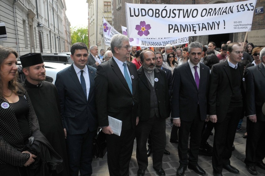 Ormianie modlili się za ofiary ludobójstwa [ZDJĘCIA, WIDEO]