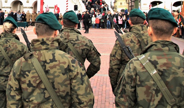 Na kwalifikację wojskową należy zabrać: dokument tożsamości