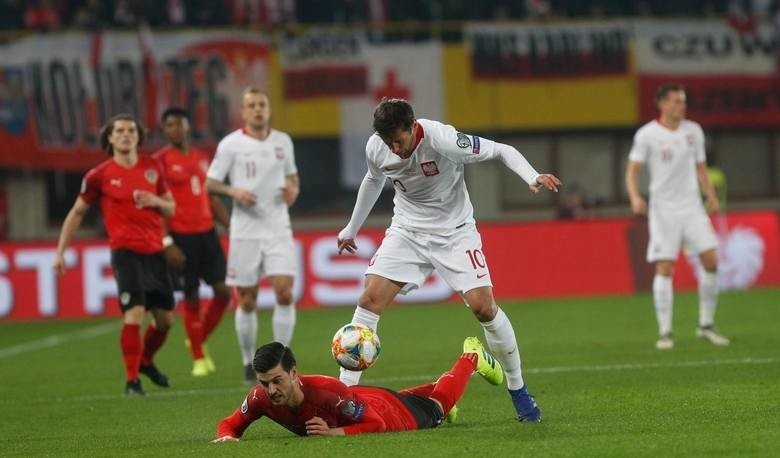 Krzysztof Piątek gol na YouTube (WIDEO). Macedonia Północna - Polska 0:1! Obszerny skrót. Eliminacje EURO 2020