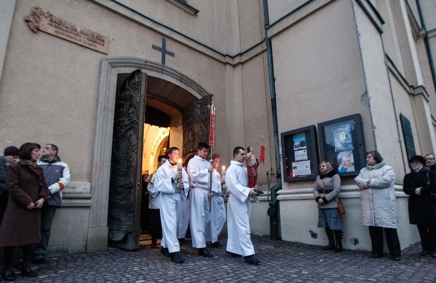 Główna procesja rezurekcyjna u OO. Bernardynów w Rzeszowie