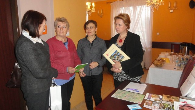 Organizatorki i uczestniczki akcji zdrowotnej: Ewa Zaborowska, Maria Sieprawska, Dorota Seta, Monika Dudek