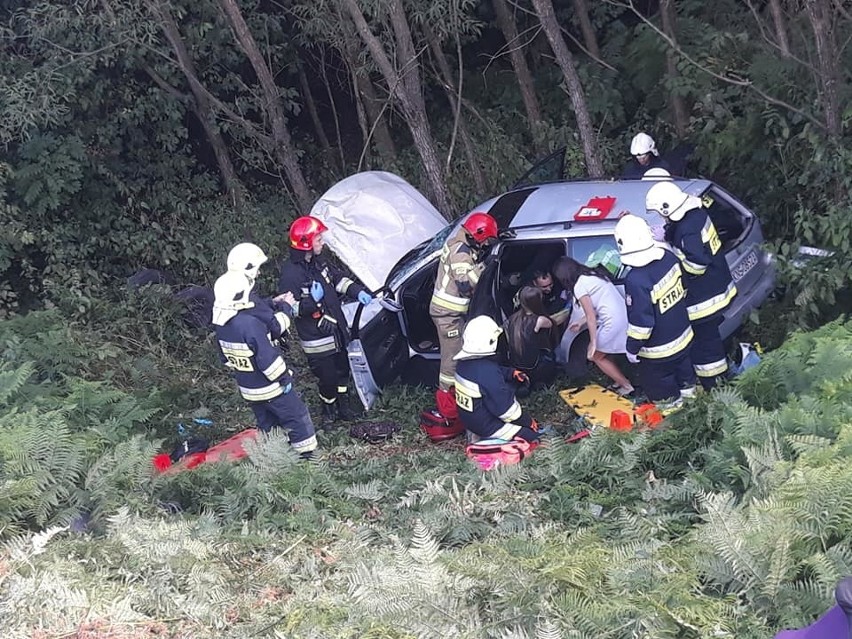 Wypadek w Ptaszkowej. Siedem osób rannych. DK 28 zablokowana [ZDJĘCIA]