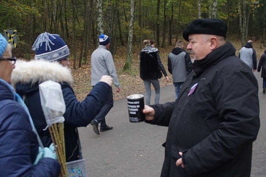 Wszystkich Świętych w Poznaniu: Trwa zbiórka na Rossę - 1...