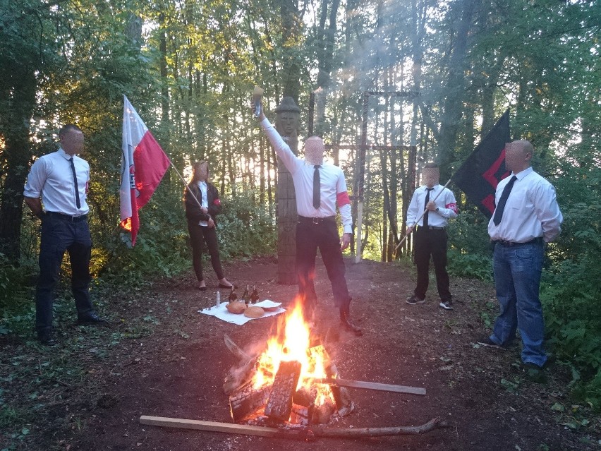 Takie zdjęcia pojawiły się niedawno na stronie internetowej...