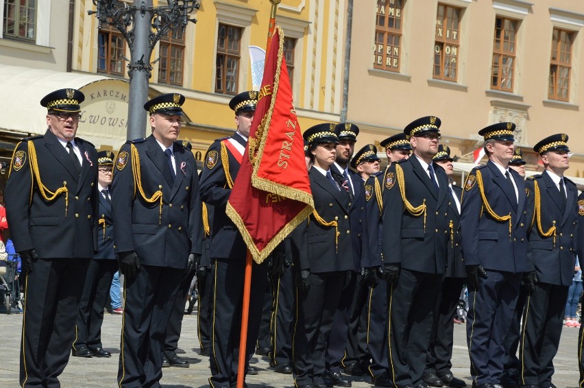 Obchody Dnia Flagi Rzeczypospolitej Polskiej na wrocławskim...