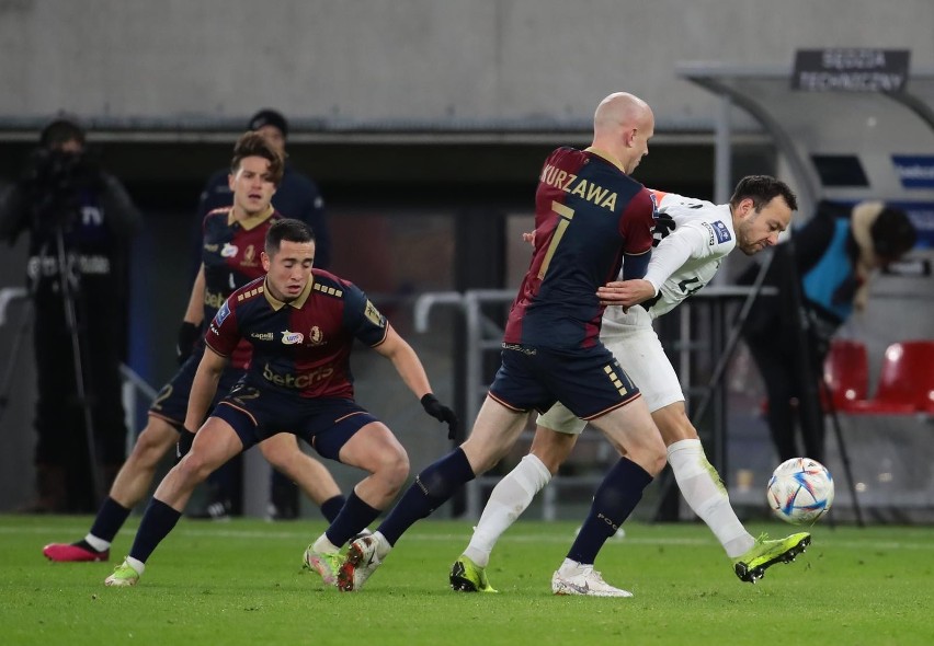 Pogoń Szczecin - Śląsk Wrocław 0-2.