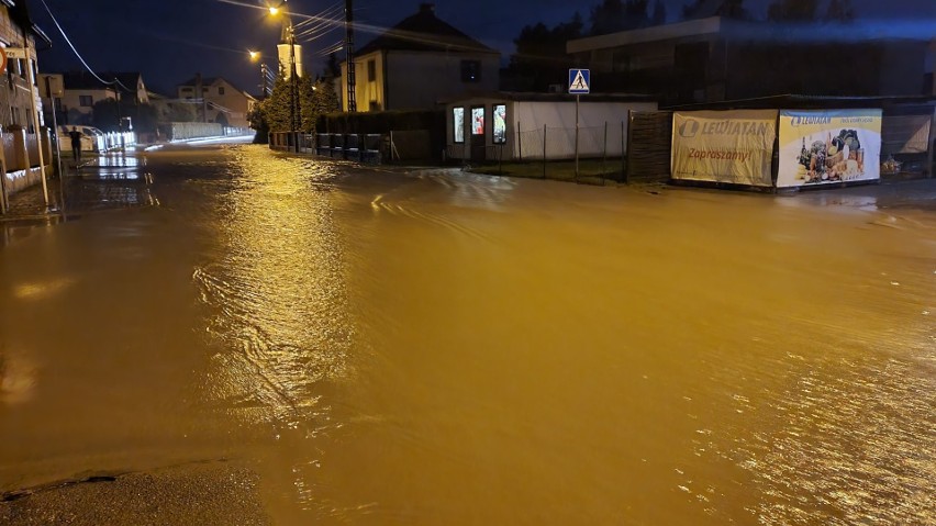 Nad południowo-zachodnią częścią Górnego Śląska przeszły...