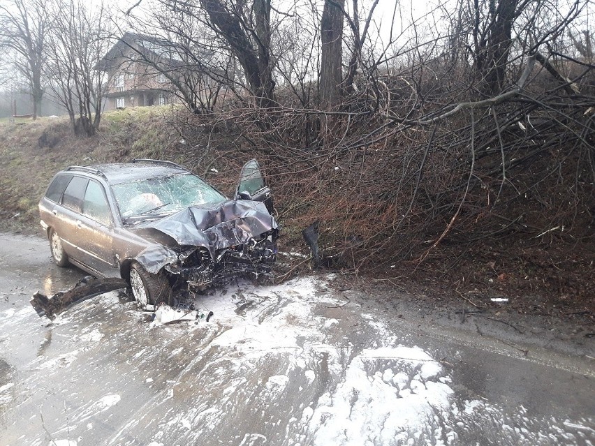 Do zdarzenia z udziałem volvo doszło na drodze wojewódzkiej...