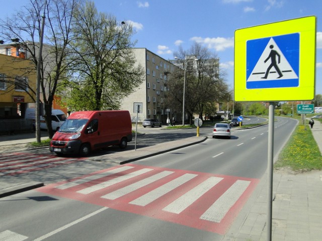 Wzbudzana przyciskiem sygnalizacja dla pieszych ma pojawić się koło niebezpiecznego przejścia na wysokości XI Liceum Ogólnokształcącego imienia Stanisława Staszica przy ulicy 11 Listopada w Radomiu.