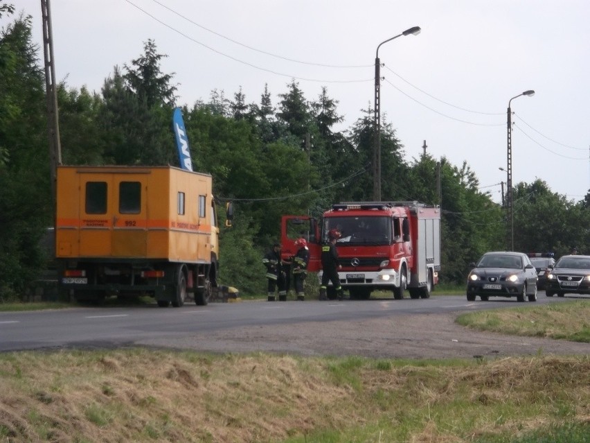 Wrocław: Ulatniał się gaz z budynku przy ul. Buforowej. Ewakuowano mieszkańców (ZDJĘCIA)