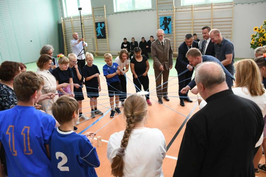 Otwarcie sali gimnastycznej SOSW w Zagorzycach