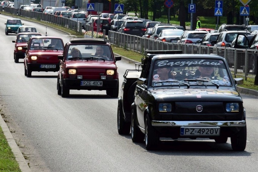 Ponad 350 aut i motocykli zgromadzono na IV Zlocie Fiata...