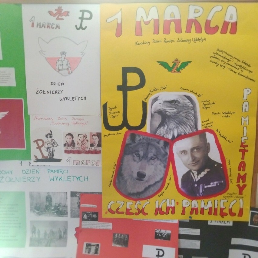 Plakaty można było oglądać na szkolnych wystawach.