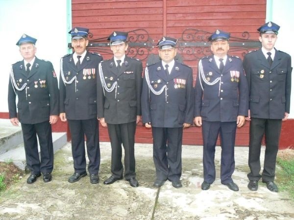 Ochotnicza Straz Pozarna w RaszkowieRok zalozenia &#8211; 1922. Czlonkowie &#8211; Andrzej Klich, Zygmunt Nowak, Zygmunt Zlamek, Jaroslaw Nawrot, Miroslaw Pabian, Marek Wojslaw.