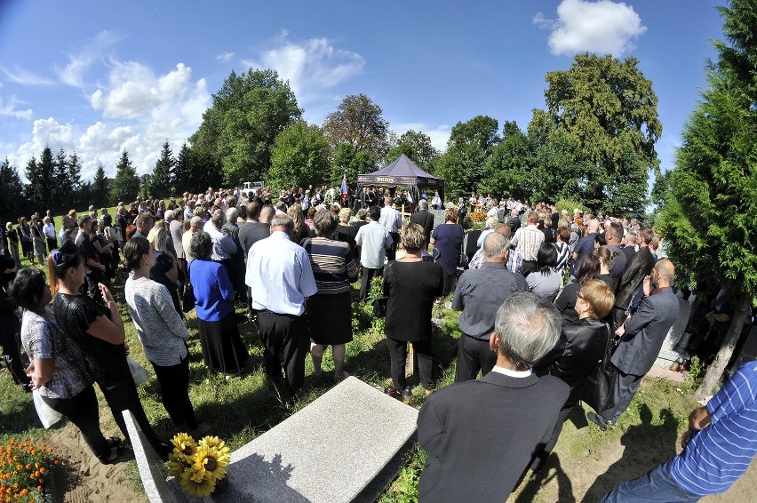 Pogrzeb 37-letniej Aleksandry, która zginęła w wypadku w...