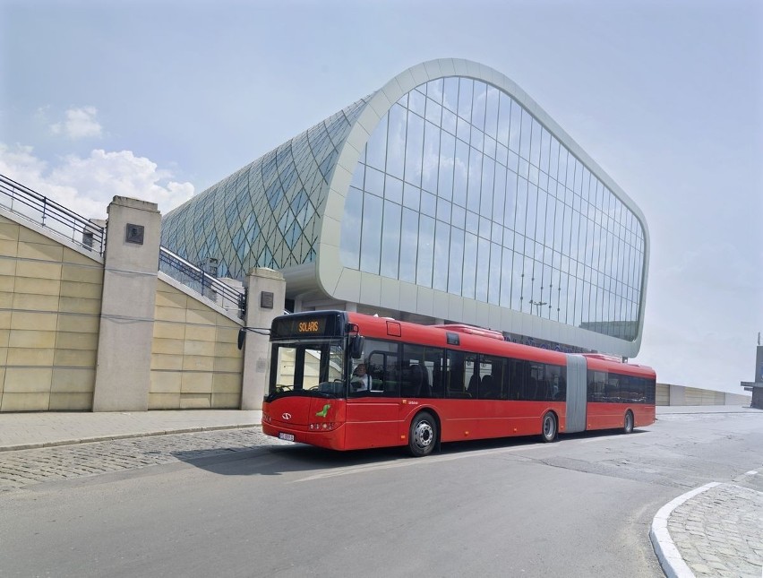 Zobacz najdłuższy autobus Solarisa [ZDJĘCIA, FILM]
