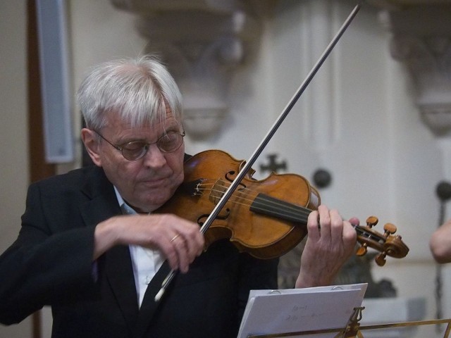 Kościół św. Wojciecha. 9.  Międzynarodowy Festiwal Muzyki Dawnej im. Julitty Sleńdzińskiej - Koncert kameralny „W tradycji Concert Spirituel” Simon Standage – skrzypce barokowe