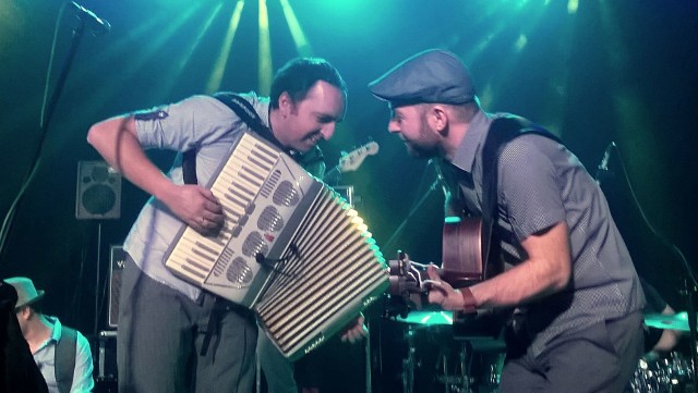 W niedzielę w zielonogórskiej Piwnicy Artystyczej Kawon ma dać koncert zespół Beltaine. Jak dowiadujemy się w Kawonie, muzycy wyrazili gotowość występu w Zielonej Górze. Piwnica Artystyczna Kawon, ul. Zamkowa, niedziela, 8 marca, 19.00, bilety: 40 zł. 