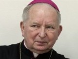 Znów polityka na kazaniu w kieleckiej katedrze. Biskup mówił o krzyżach i o "polskiej i rosyjskiej prawdzie" (zdjęcia)