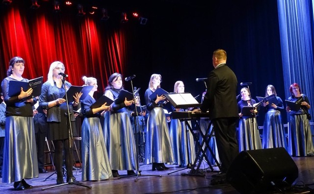 Chór Collegium Cantorum wystąpił w kinoteatrze Rondo w Chełmnie