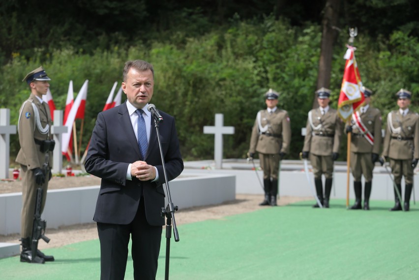 Mariusz Błaszczak zapewnił wzmacnianie Wojska Polskiego, by...