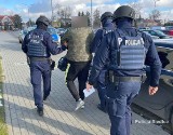 Przestępcy handlowali bronią i narkotykami. Działali też w pow. ostrowskim. Grupę przestępczą rozbili policjanci z Siedlec